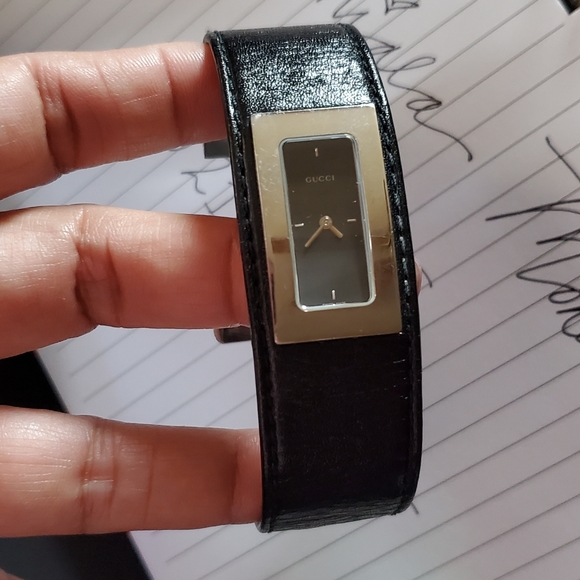 GG LADIES WATCH - Picture 2 of 3